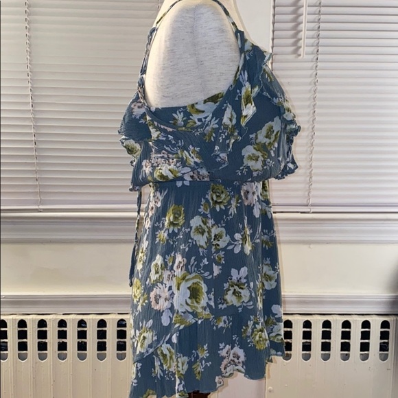 LF Romper Size Small - Picture 5 of 7